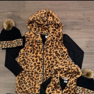 3 LEFT Cheetah Sherpa Zip Hooded Vest Mom Sizes